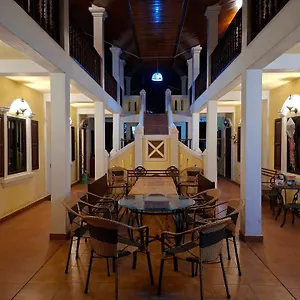 Twin House - Lao Experience Couette-café Luang Prabang
